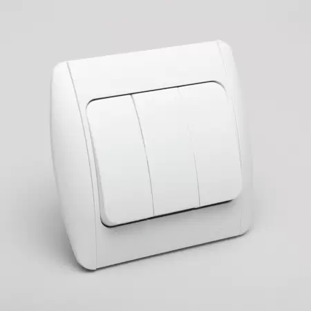 Intrerupator triplu st elbi-2