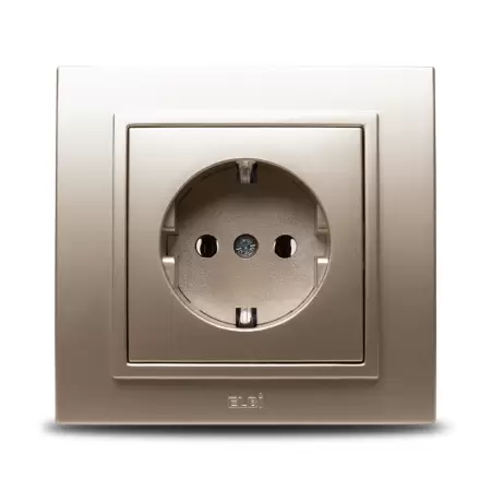 Priza simplu st elbi zena titan-1