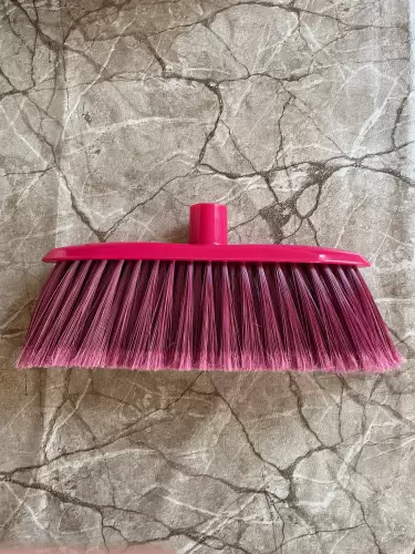 2-Matura-rosie-fara-coada--MIK--21556